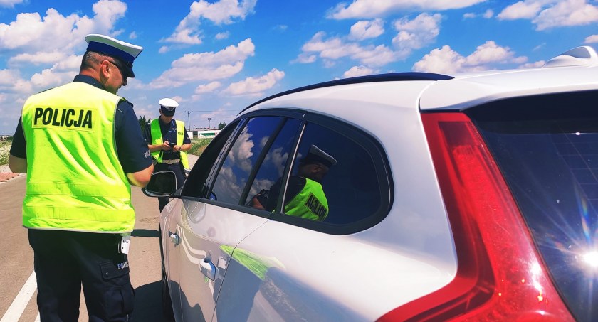 Koniec długiego weekendu. Na drogach więcej policjantów