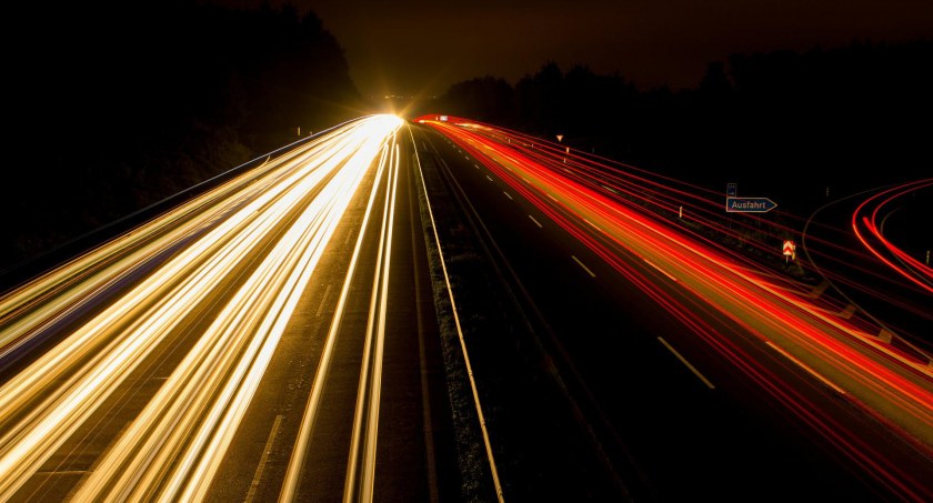 Jedziesz na urlop autostradą A2 lub A4? Pamiętaj o e-TOLL