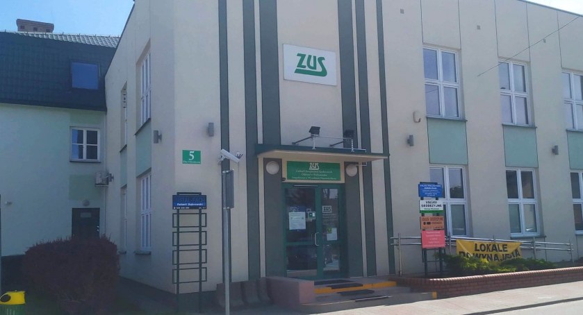 Od 11 lipca ZUS w poniedziałki tylko do 17:00 