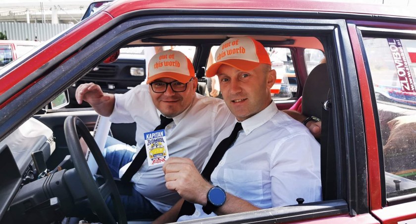 Ekipa z wójtem za kierownicą zameldowała się w Albanii [foto]