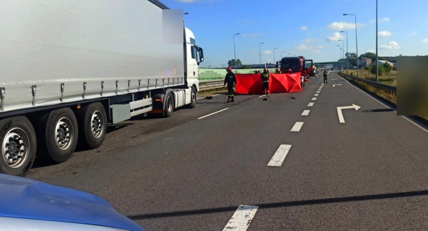 Tragiczny wypadek na S8. Nie żyje motocyklista [foto+aktualizacja]