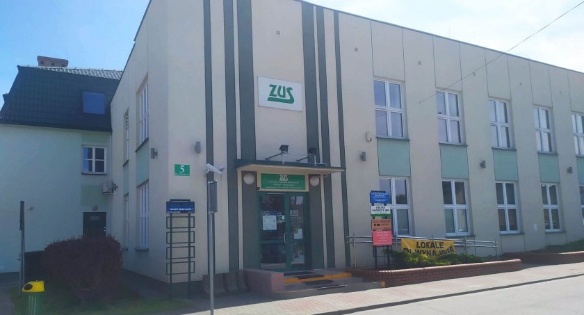 W poniedziałek ZUS będzie pracować krócej