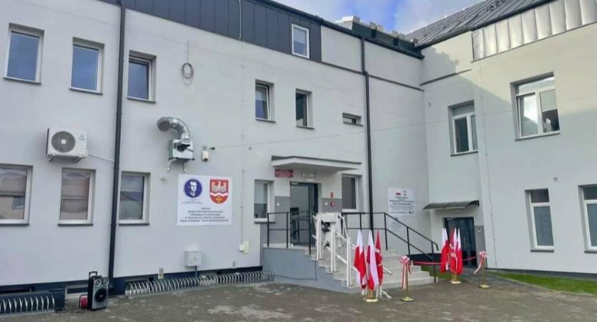 Ciechanowiec: Największy internat w Podlaskiem oddany do użytku [foto]