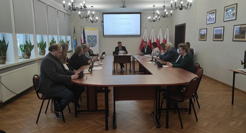 Ciechanowiec: Zmiany w podatkach. Koniec zwolnień dla rolników