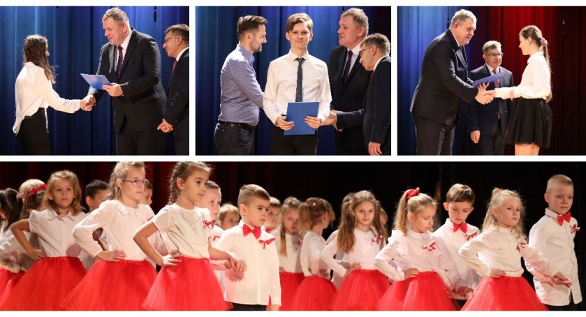 Wysokie Mazowieckie: Burmistrz wręczył stypendia najzdolniejszym uczniom [FOTO]