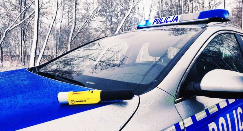 Kolejny kierowca z promilami zatrzymany przez policjantów