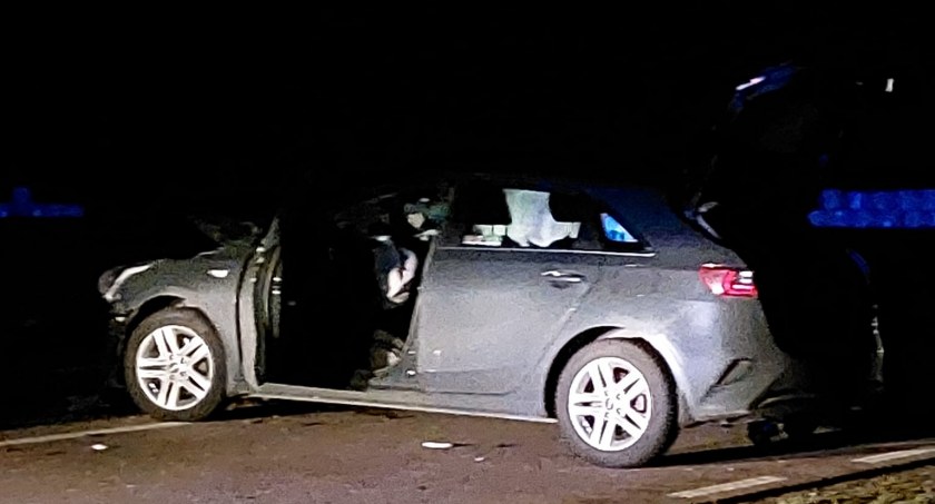 Wypadek na trasie Ciechanowiec - Siemiatycze. Dwie osoby w szpitalu [FOTO+aktualizacja]