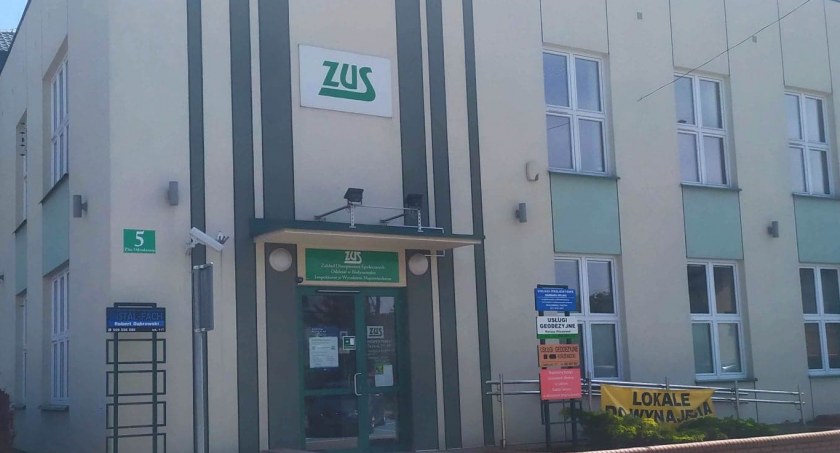 ZUS: Jakie są minimalne składki na ubezpieczenie zdrowotne w 2023 r.?