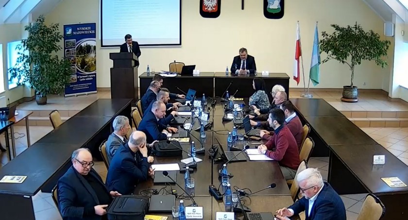 Wnioski, inwestycje i św. Jan Paweł II. Radni obradowali podczas XLVII sesji Rady Miasta Wysokie Mazowieckie