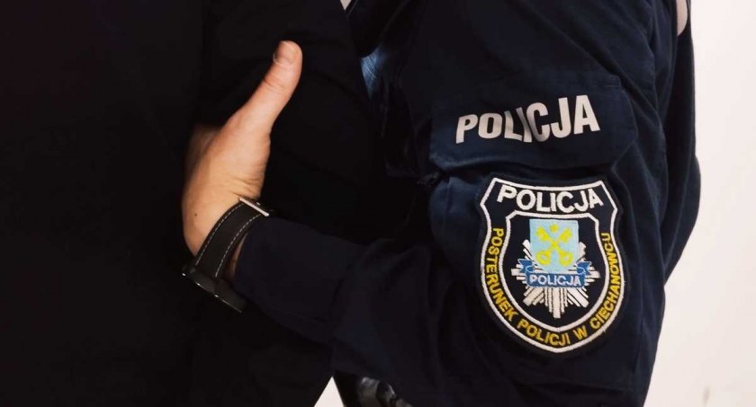 Dwoje poszukiwanych w rękach wysokomazowieckich policjantów