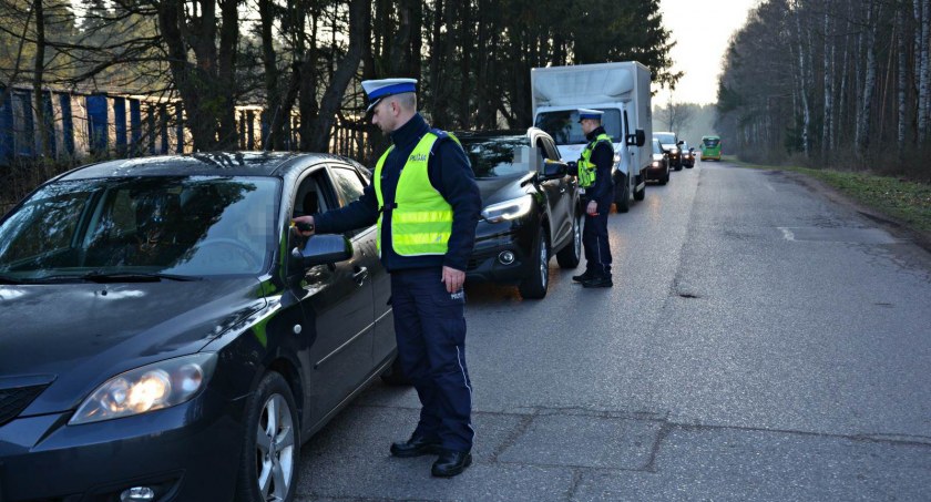 Podlascy policjanci prowadzą wzmożone kontrole trzeźwości [foto]