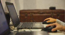 Osiem szkół z powiatu wysokomazowieckiego otrzyma nowe pracownie informatyczne [foto]