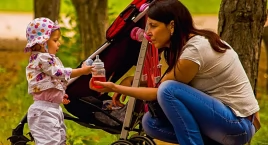 Gdy rodzic opiekuje się malcem w domu
