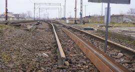 Rail Baltica: Nowe szyny i słupy trakcyjne w Czyżewie i Szepietowie [foto]