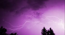 Burze z gradem i upały. IMGW alarmuje