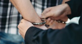 9 osób okradało sklep w Ciechanowcu