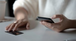 Oszuści nie próżnują! Mieszkanka powiatu oszukana na BLIK