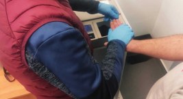 Sokoły: Policjanci zatrzymali młodego mężczyznę z narkotykami