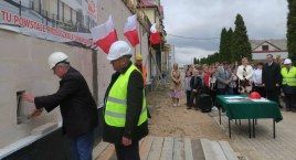 Kamienie węgielne pod nowe przedszkola wmurowane [foto]