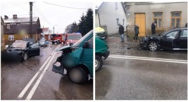Czołowe zderzenie pojazdów w Ciechanowcu. Jeden z kierowców z promilami! [FOTO]