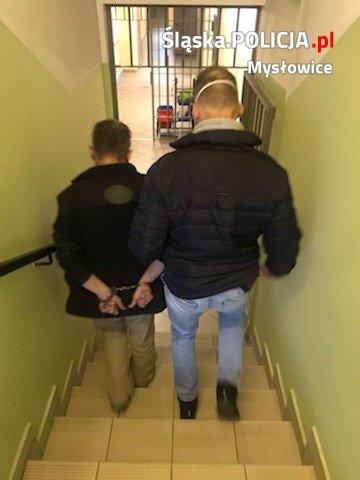 Sprawca fałszywego alarmu bombowego usłyszał zarzut