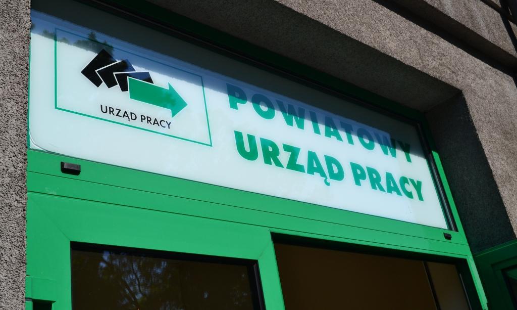 Koniec z rejestrowaniem się w urzędzie pracy tylko dla ubezpieczenia?