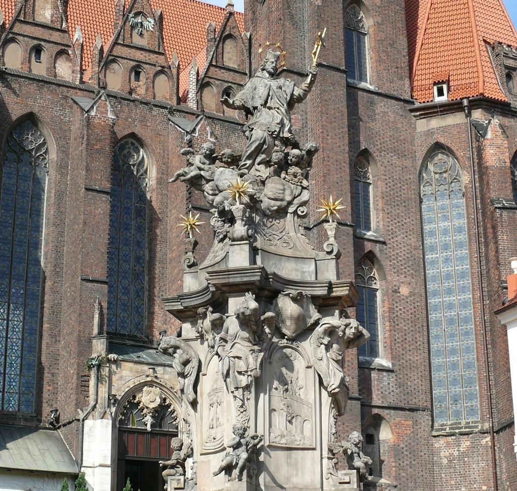 Jan Nepomucen - obrońca tajemnicy spowiedzi