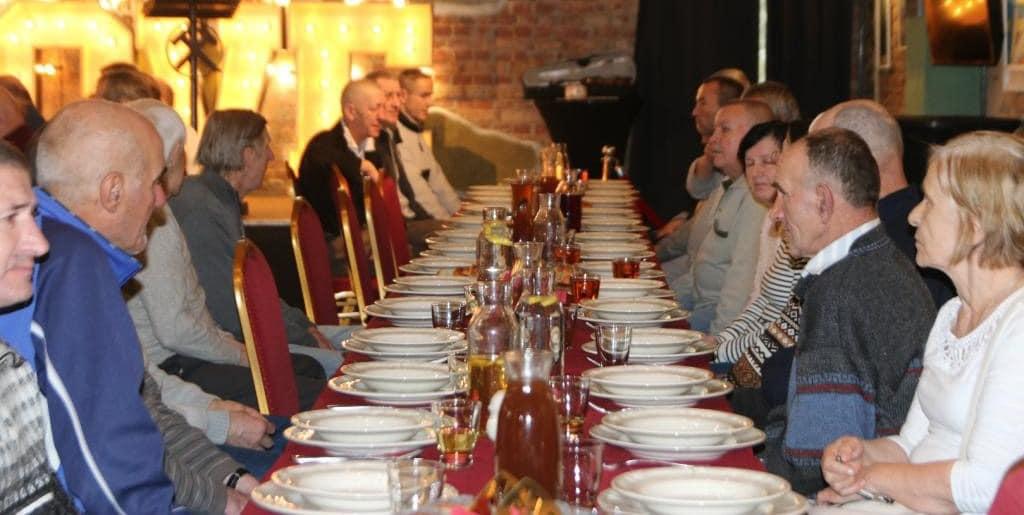 Szyb Bończyk organizuje Wigilię dla samotnych. Potrzebni są wolontariusze