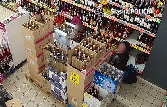 Podejrzani o włamanie do Biedronki zostali zatrzymani