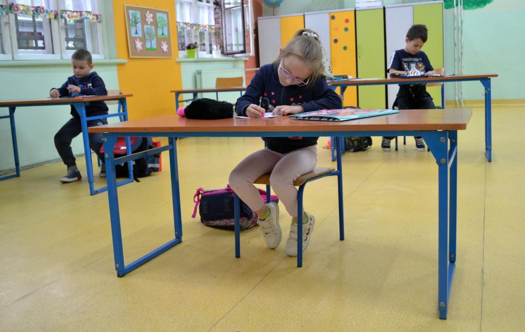Wróci nauczanie stacjonarne? Dyrektorzy chcą, by decyzja zależała od nich
