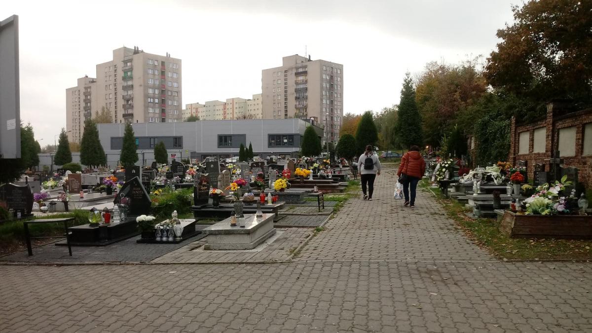 Będzie zmiana organizacji ruchu przy cmentarzach
