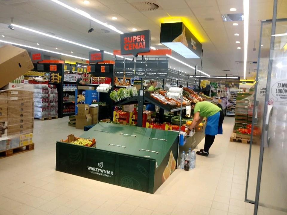 Biedronki znów czynne nocą