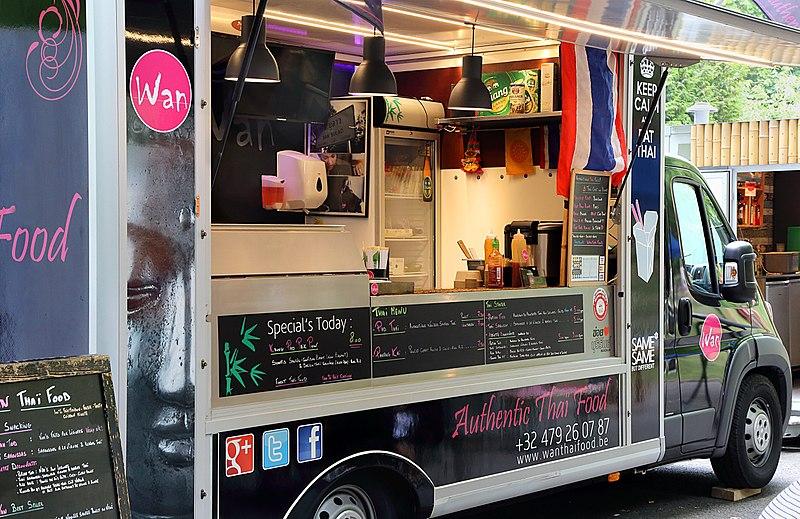 Inwazja FoodTrucków pod Spodkiem