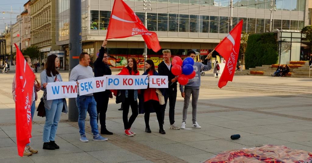 W tym sęk aby pokonać lęk – wolontariusze Szlachetnej Paczki i Akademii Przyszłości pilnie poszukiwani!