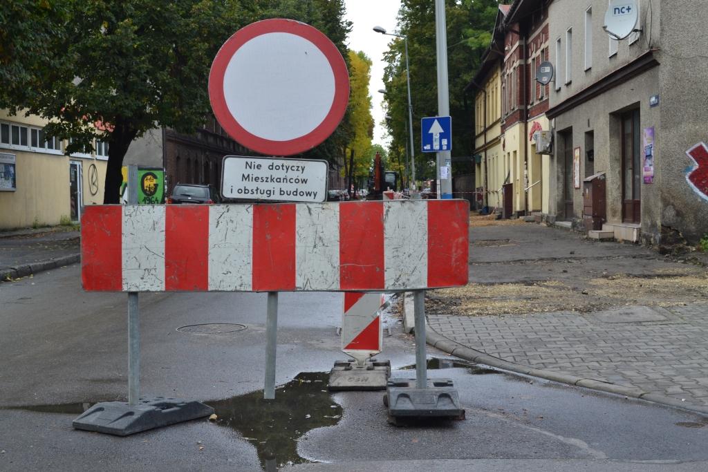 Na Piasku budują drogę rowerową. To początek inwestycji bike&ride