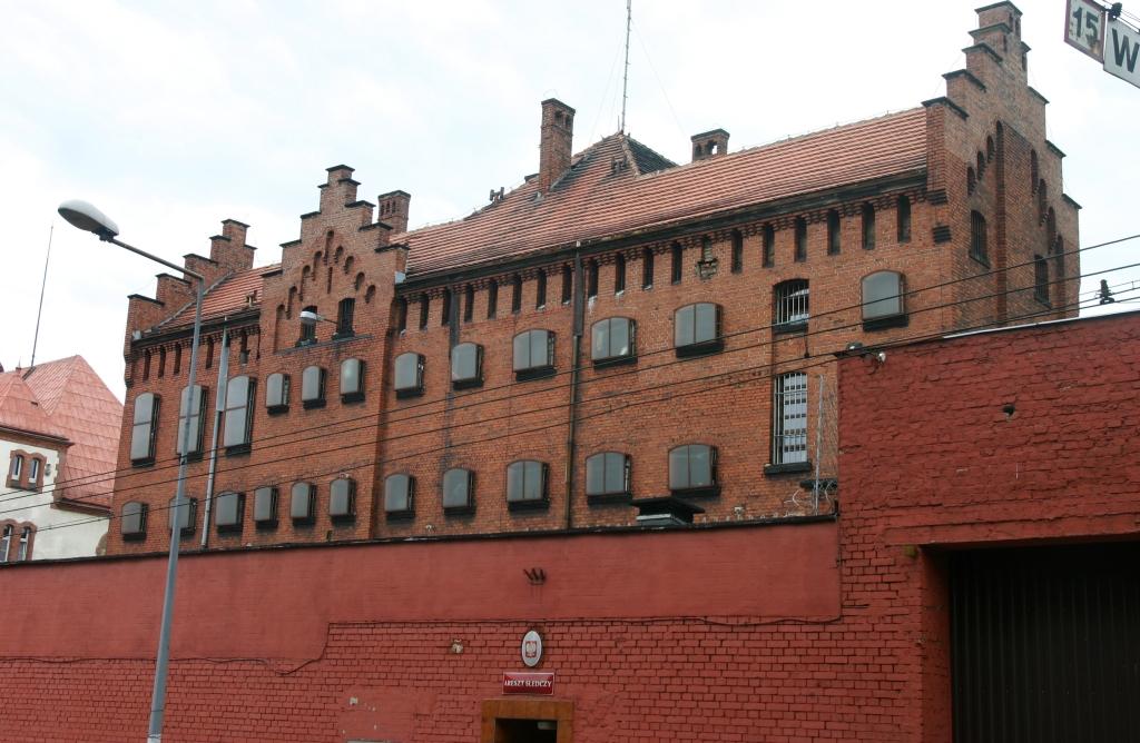Pracownik aresztu zakażony koronawirusem