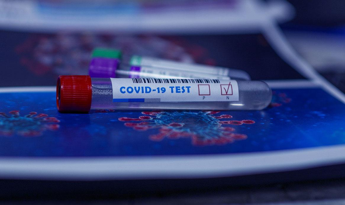 Wprowadzili obowiązek okazywania negatywnych testów na granicy
