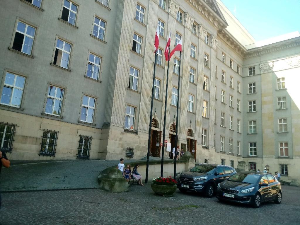 Jaka przyszłość kopalń? W Katowicach trwa spotkanie z wicepremierem Jackiem Sasinem