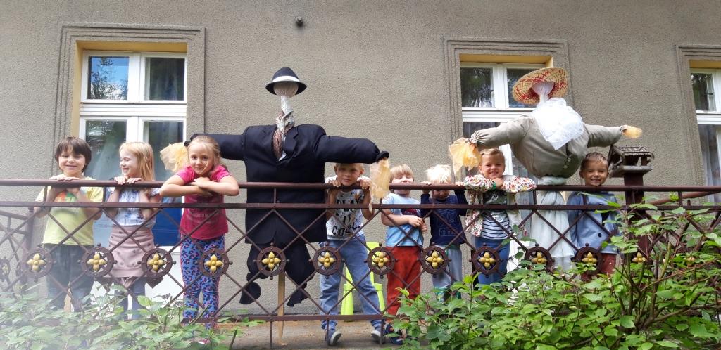 Strachy na łąkę od przedszkolaków