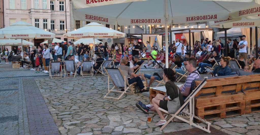 Rynek ożywia się na lato