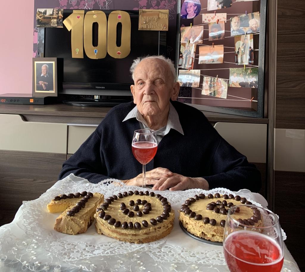 100 lat pana Adama