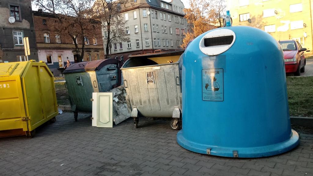 Ceny za śmieci bez zmian. Radni byli przeciwni podwyżkom