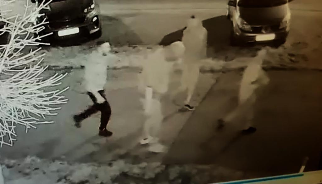 Pobili 5 osób. Poszukuje ich policja