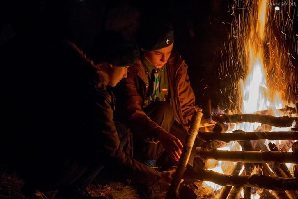 Harcerze rozpalą Ogień Niepodległości
