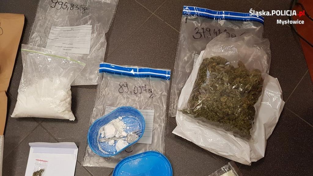 Ponad kilogram narkotyków w mieszkaniu młodych mysłowiczanek