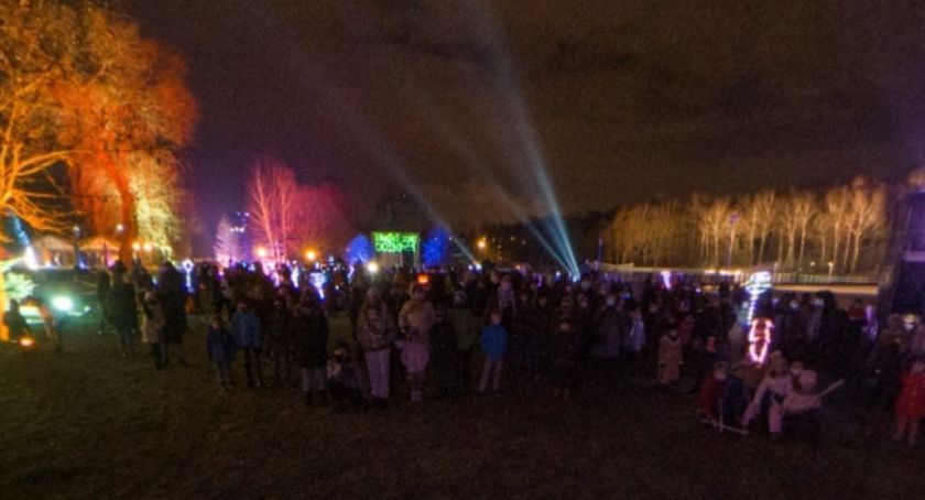 2000 osób na pokazach w Parku Słupna. Interweniowała policja