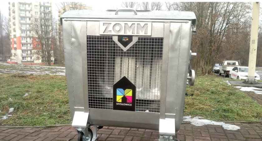 Zbieramy i pomagamy. W Mysłowicach stanął kolejny kosz na zakrętki 