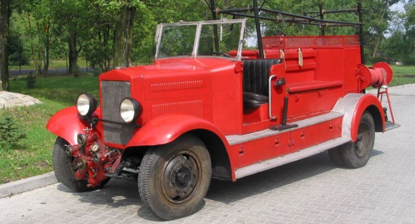 Samochód pożarniczy fiat ze zbiorów CMP