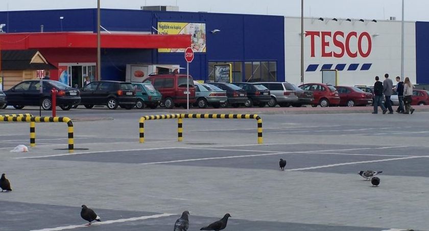 W ciągu półtora roku sklepy Tesco znikną z Polski