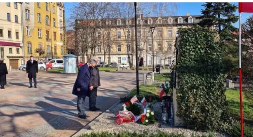 Uczcili pamięć ofiar katastrofy smoleńskiej